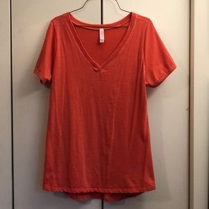 LuLaRoe Christy Tee